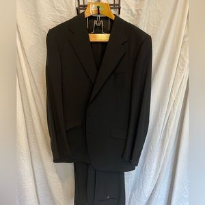 Sulka 2 piece Black suit (Jacket 44L, Pants 36w 32L)